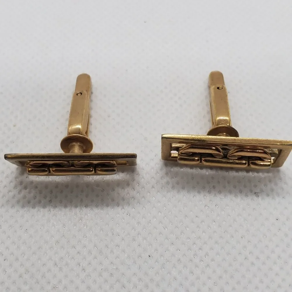 Vintage Hickock USA Gold Colored Cuff Links